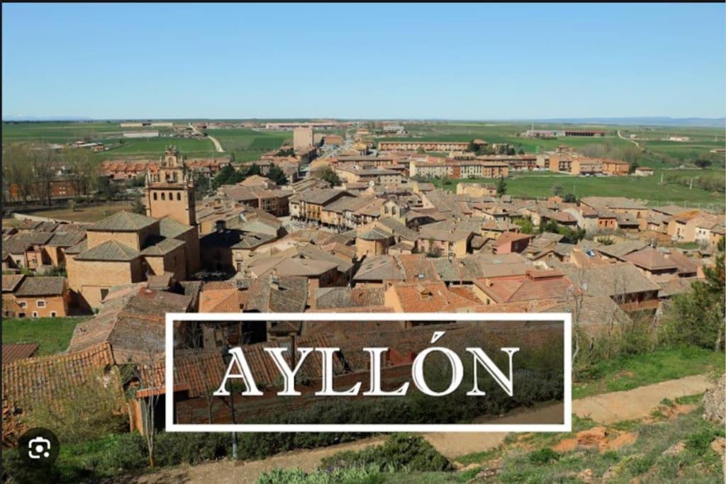 Hestia Vut Villa Ayllon Bagian luar foto