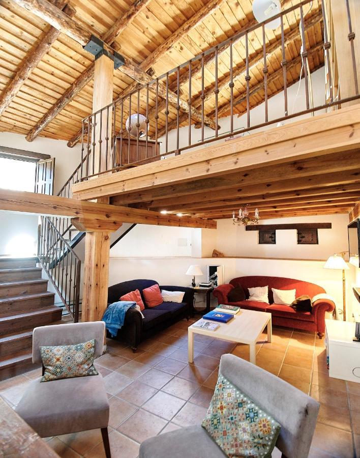 Hestia Vut Villa Ayllon Bagian luar foto
